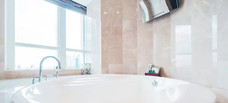 Bathroom Window Coverings in Plantation, FL