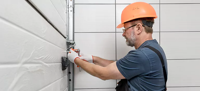 Commercial Garage Door Repair in Plantation, FL
