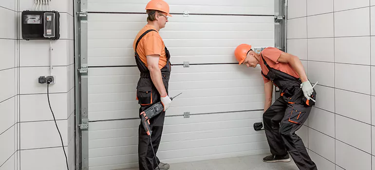 Secure Garage Door Repair in Plantation, FL