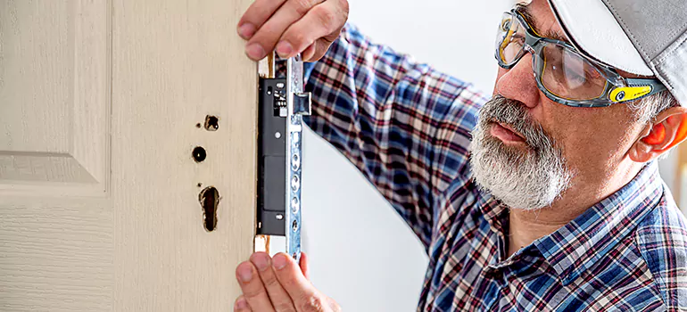 Exterior Door Handle Replacement in Plantation, FL